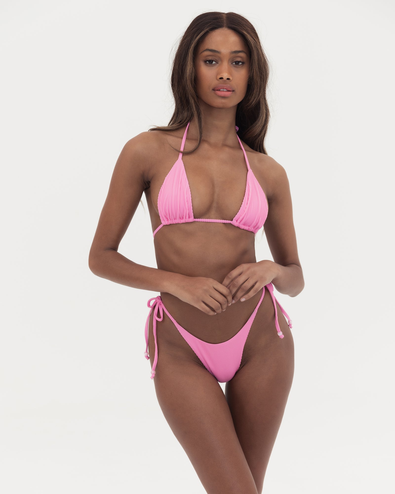 PIG BEACH B1 TOP Main image